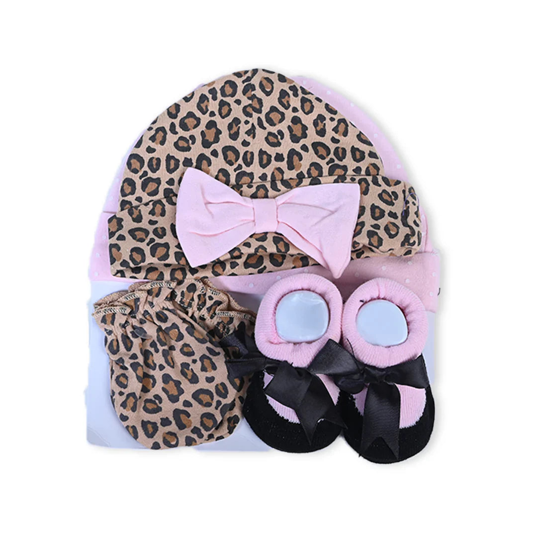 Cheetah Cap Mitten With Booties Set