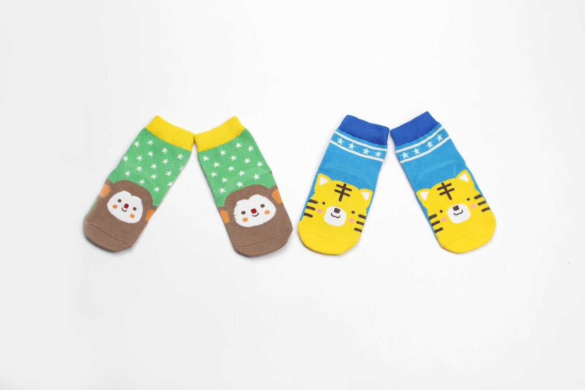 2 Pairs of Sock